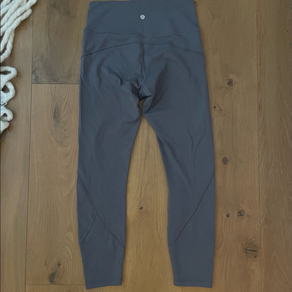 Charcoal / gray 25” Lululemon leggings | size 8
